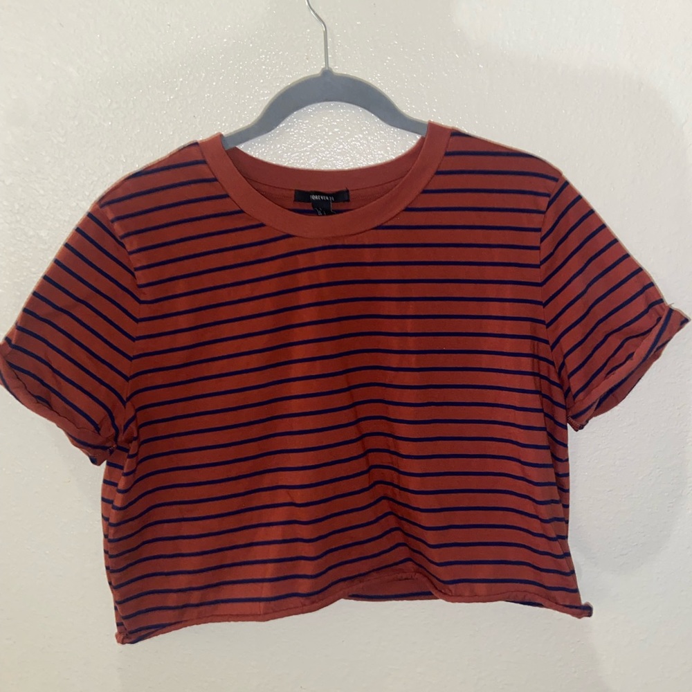 cropped t shirt